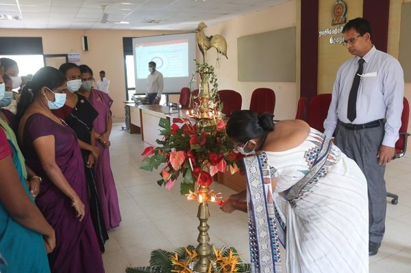 ඵලදායීතාව පිළිබද විශිෂ්ඨ අත්දැකීම් හුවමාරු කරගැනීමේ වැඩ සටහන